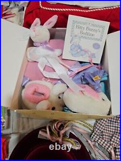Huge American Girl Lot. 2 Dolls 2 beds. Loads of Clothing + Accessories NICE
