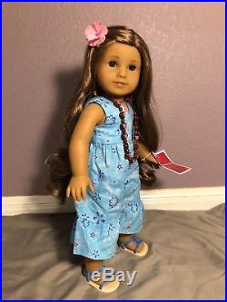 Kanani 2011 American Girl Doll of the Year Retired with Book- Great Condition