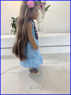 Kanani Akina American Girl Doll (Girl of the Year 2011)