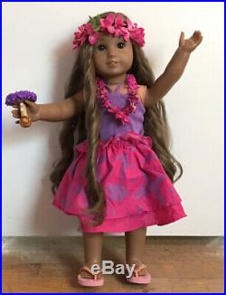 Kanani American Girl Doll of the Year 2011 and her hawaiian collection
