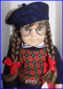 LNIB EARLY Pre Mattel Molly Pleasant Co ORIGINAL Braids American Girl Doll, Box