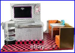 Our Generation Bite To Go Retro Diner Electronic Playset 18 American Girl Dolls