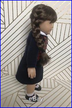 Pleasant Company American Girl Doll Molly w Clothing & Accessories