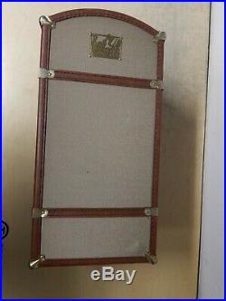 Pleasant Company American Girl Doll Samanthas Trunk / Storage Carrying Case