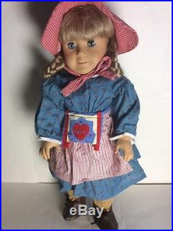 Pleasant Company American Girl Kirsten Larson 18 Doll Retired beautiful shape