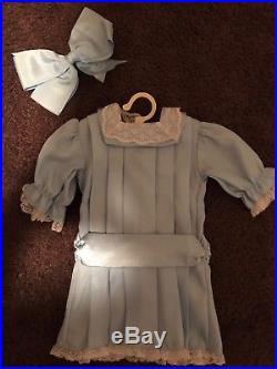 Pleasant Company American Girl Samantha Doll, Trunk & Huge Lot of Clothes