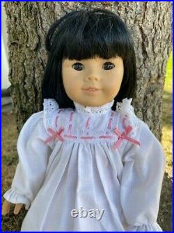 Pleasant Company American Girl Vtg Retired Asian doll 749/76 With Nightgown