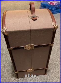 Pleasant Company Samantha's Steamer Trunk Wardrobe Retired