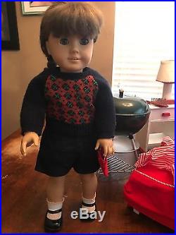 RETIRED American girl doll Molly with HUGH lot of accessories and furniture