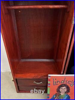 Rare American Girl Lindsey 18 Doll With Wardrobe Box Story Book