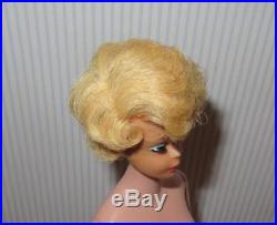 Rare Side Part Bubblecut Barbie European American Girl Doll Nw87