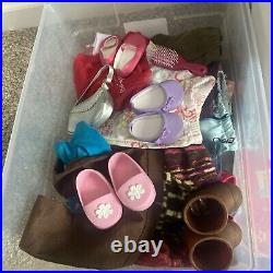 Retired American Girl 32 Doll 18 with Meet Outfit, Play Outfit, PJs, Acc, Box