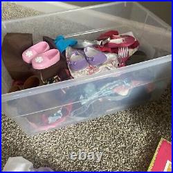 Retired American Girl 32 Doll 18 with Meet Outfit, Play Outfit, PJs, Acc, Box