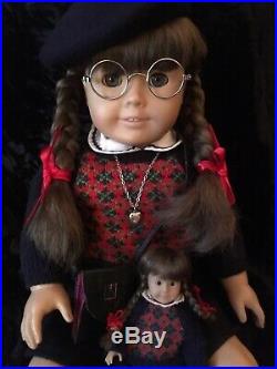 Retired American girl doll Molly in great condition