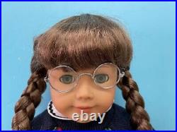 Retired Historical American Girl Molly Doll Excellent Complete Glasses