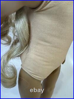 VGUC American Girl Doll Caroline with Meet Outfit, Accessories, & Holiday Outfit