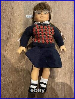 VINTAGE American Girl Pleasant Company 18 Molly McIntire Doll 1998