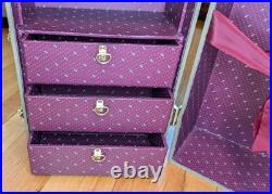 Vintage American Girl Doll Trunk withhangers