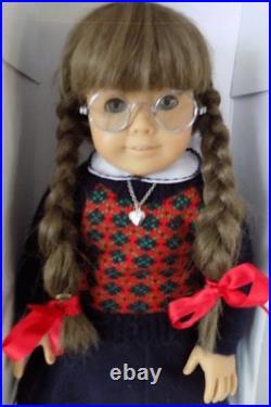 WHITE Body EUC Molly Pleasant Co American Girl Doll w BOX Meet Outfit